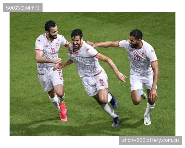 热身赛对手实力偏弱数据失真，日本队慢速控球模式面临世界杯级别高压挑战。